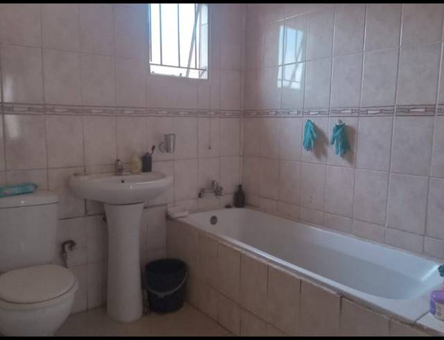 3 BEDROOM PROPERTY TO RENT IN PROTEA GLEN EXT